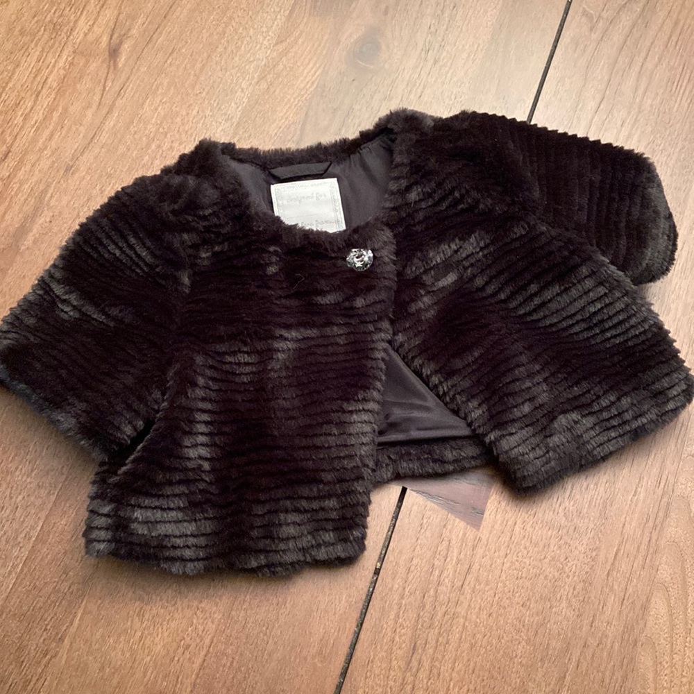EUC faux fur bolero